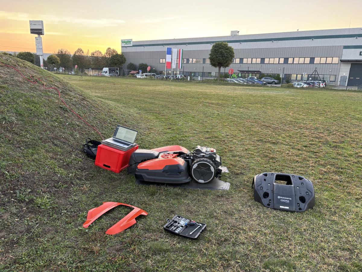 Robotfűnyíró szerviz csomag