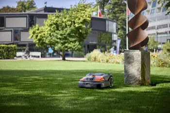 Automower 560 EPOS professzionális robotfűnyíró 2026 3.Kép