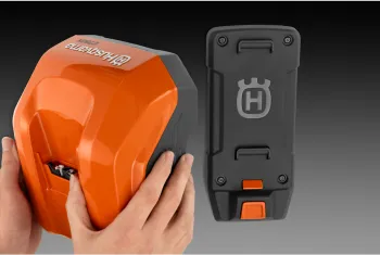 40-C750X akkumulátor gyorstöltő 3.Kép