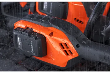 525iHE3 akkumulátoros magassági sövényvágó  (csak gép) 17.Kép