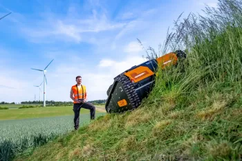 AS 990 Tahr RC rádiótávirányítású magasgazvágó rézsűnyíró 5.Kép