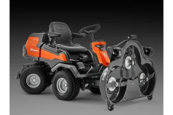 R420TsX AWD rider 6.Kép