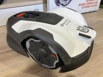 Automower 410VE NERA robotfűnyíró 2026 (használt, garanciával) 4.Kép