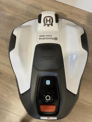 Automower 410VE NERA robotfűnyíró 2026 (használt, garanciával) 8.Kép